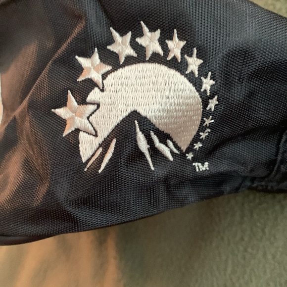 Paramount Great America black nylon fanny pack. See pictures for size - Picture 2 of 8